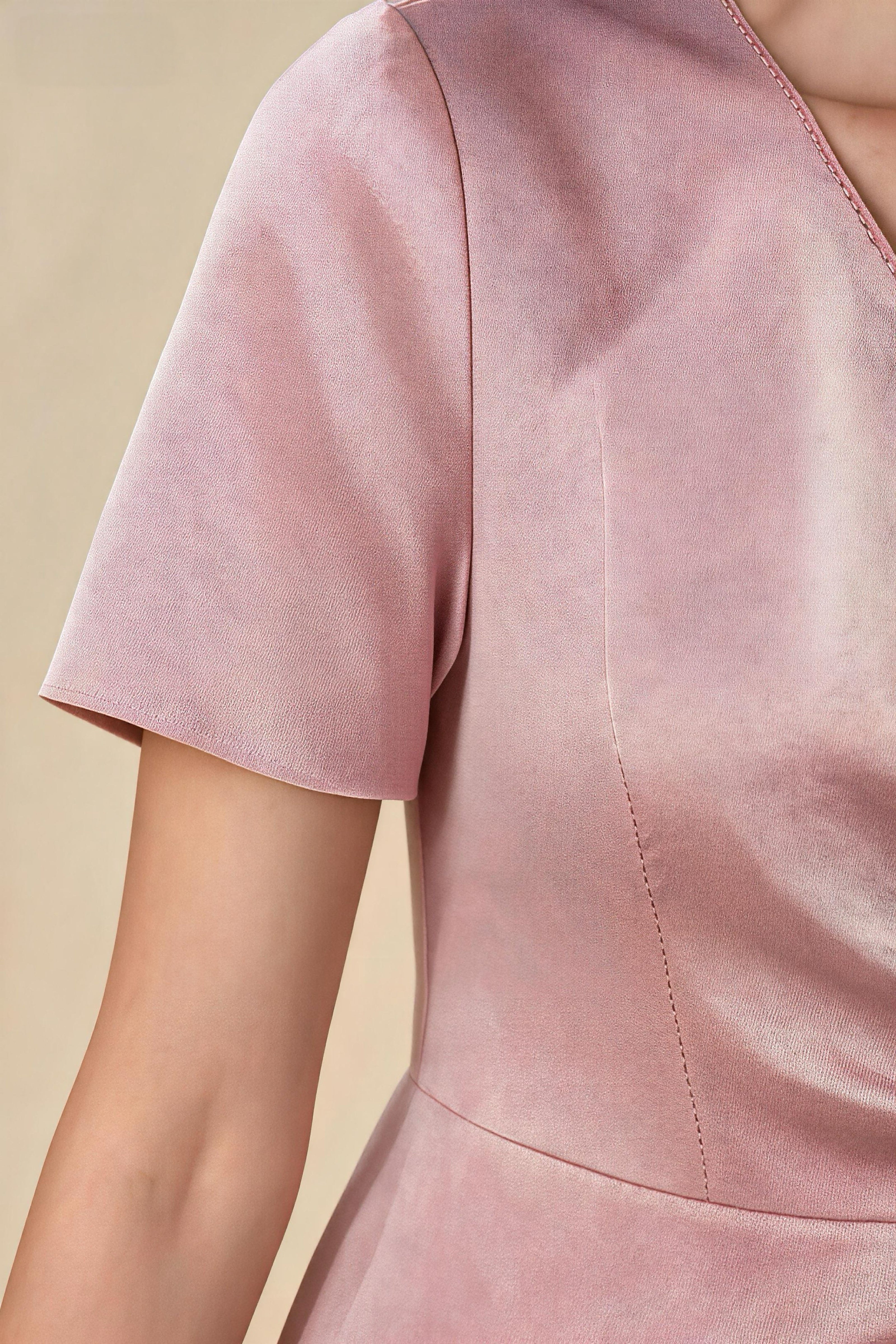 Vestido de dos piezas falso rosa malva ajustado a la cintura