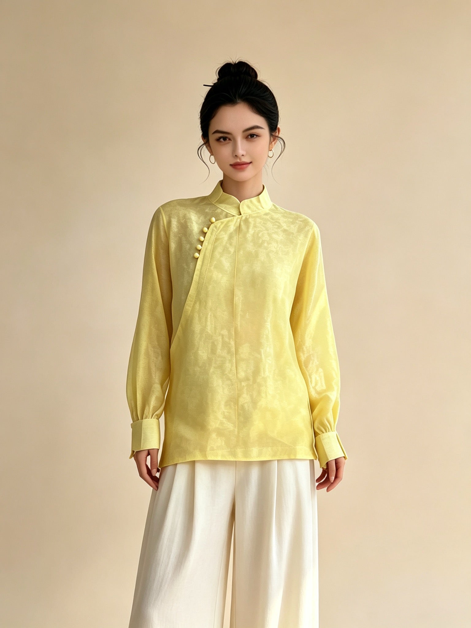 Blusa protector solar transparente de tencel cuello mandarín