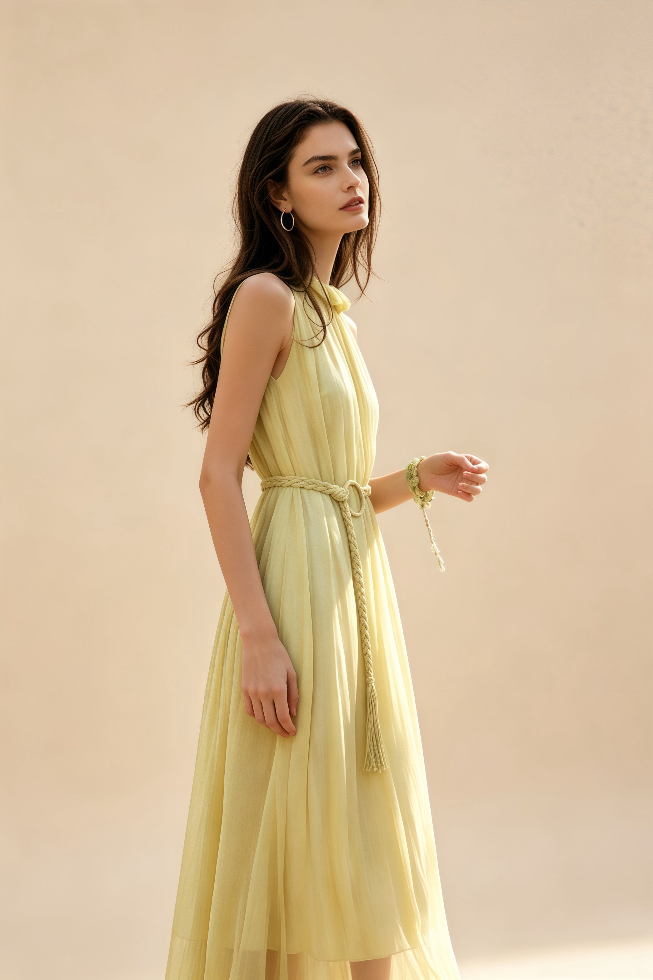 Vestido Amarillo de Cuello Halter con Cinturón Trenzado, Vestido Largo de Tencel para Vacaciones