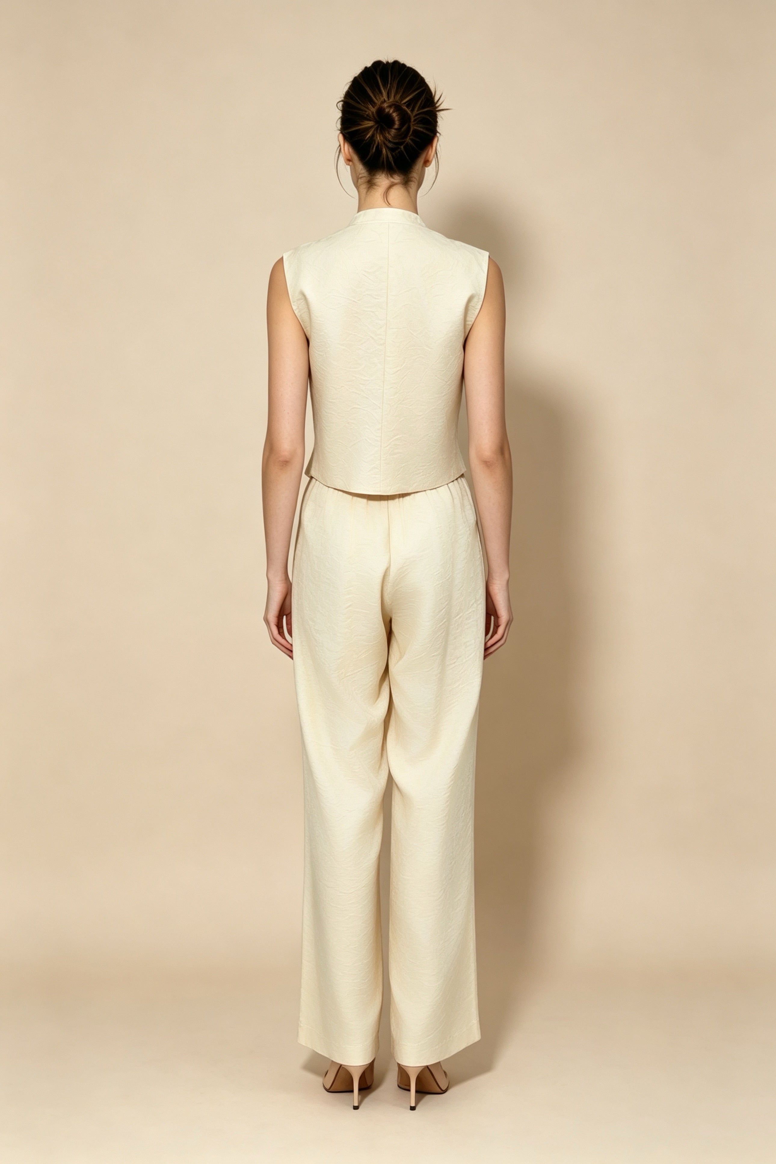 Conjunto de Pantalones Anchos Bordado de Estilo Chino Color Beige Claro
